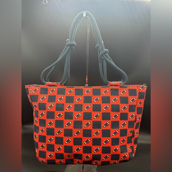 Classic Football Pattern Zippered Tote - Picture 3 of 8